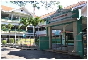 biaya masuk al hikmah surabaya